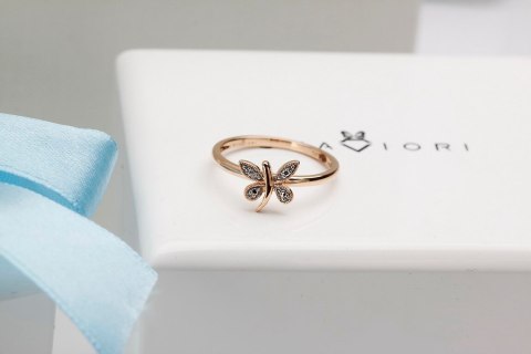 Złoty pierścionek - Diament Złoty pierścionek - Diament